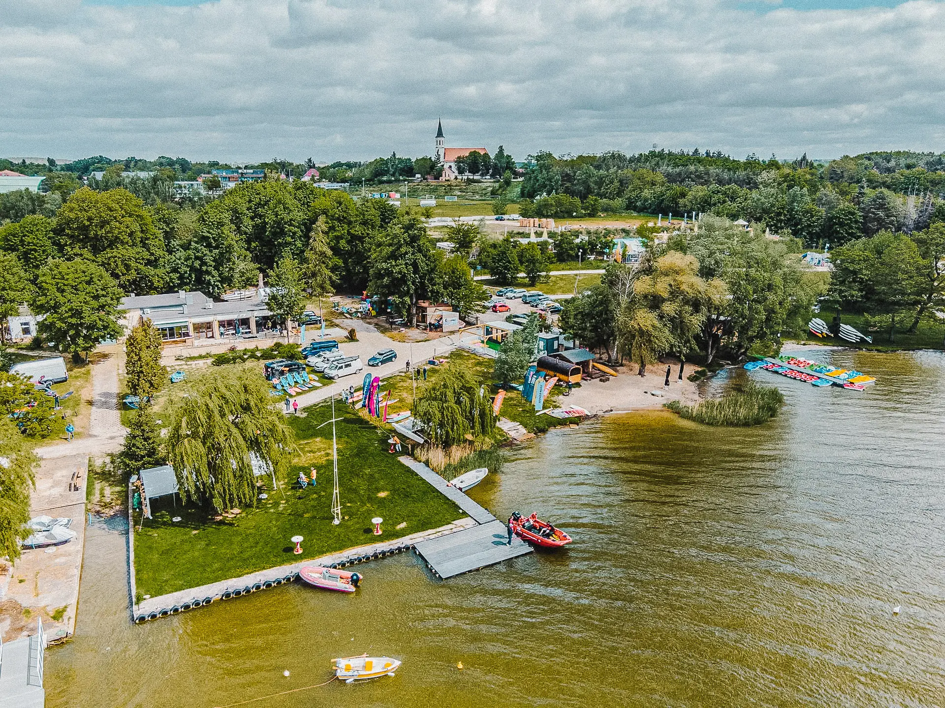 Lake Kiekrz and the Mysza Surf site from above