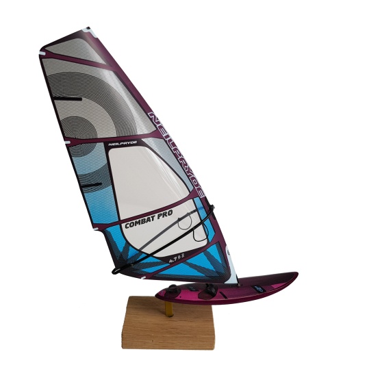 Model windsurfingowy: JP Ultimate Wave + NP Combat PRO