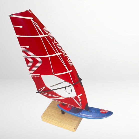 Windsurf model Starboard Ultra Carbon Board + Severne Blade Red