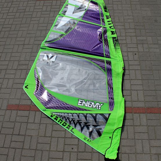 VANDAL Żagiel windsurfingowy ENEMY 4.7 2015 [POWYSTAWOWY]