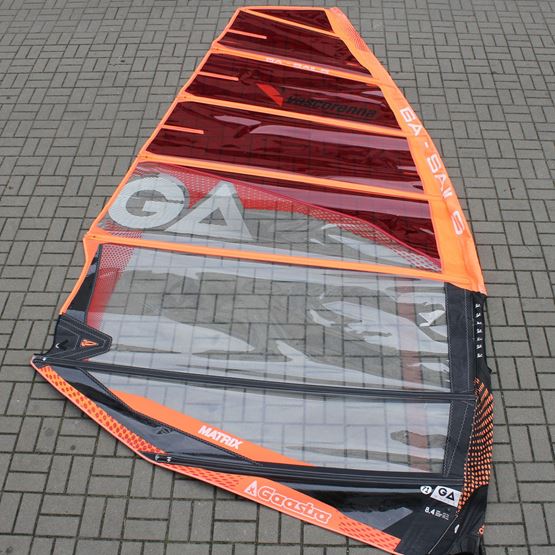 GA-SAILS Żagiel windsurfingowy Matrix 8.4 2018 [UŻYWANY]