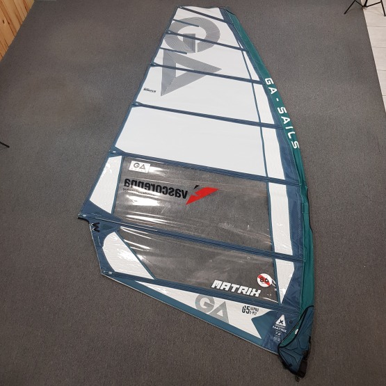 Żagiel do windsurfingu GA-Sails Matrix 7.2 2023 [Po wypożyczalni]