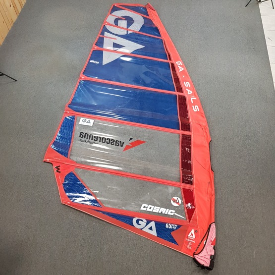 Żagiel do windsurfingu GA-Sails Cosmic 7.7 2023 [Po wypożyczalni]