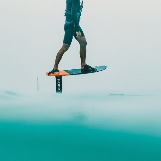 Foil kiteboard F-ONE Pocket Carbon 4