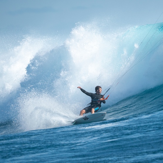 Kite surf board F-ONE Shadow 4