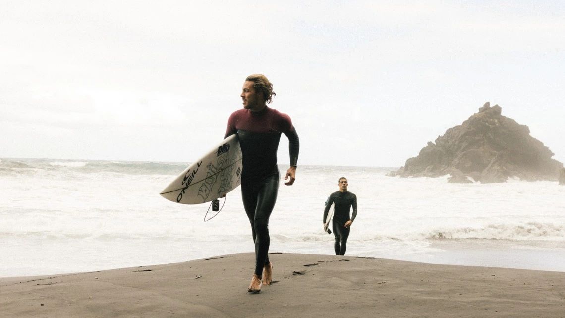 WHICH WETSUIT SHOULD YOU CHOOSE? - find out tips to help you choose the right wetsuit