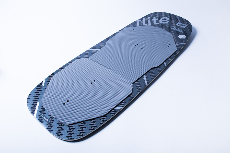 CRAZYFLY Deska kite foil F-Lite - Full deck footpad