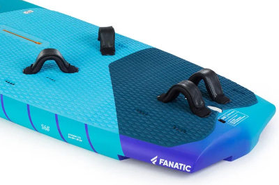 FANATIC Deska windsurfingowa Stingray Foil LTD 2022 - WIELE POZYCJI STRAPÓW